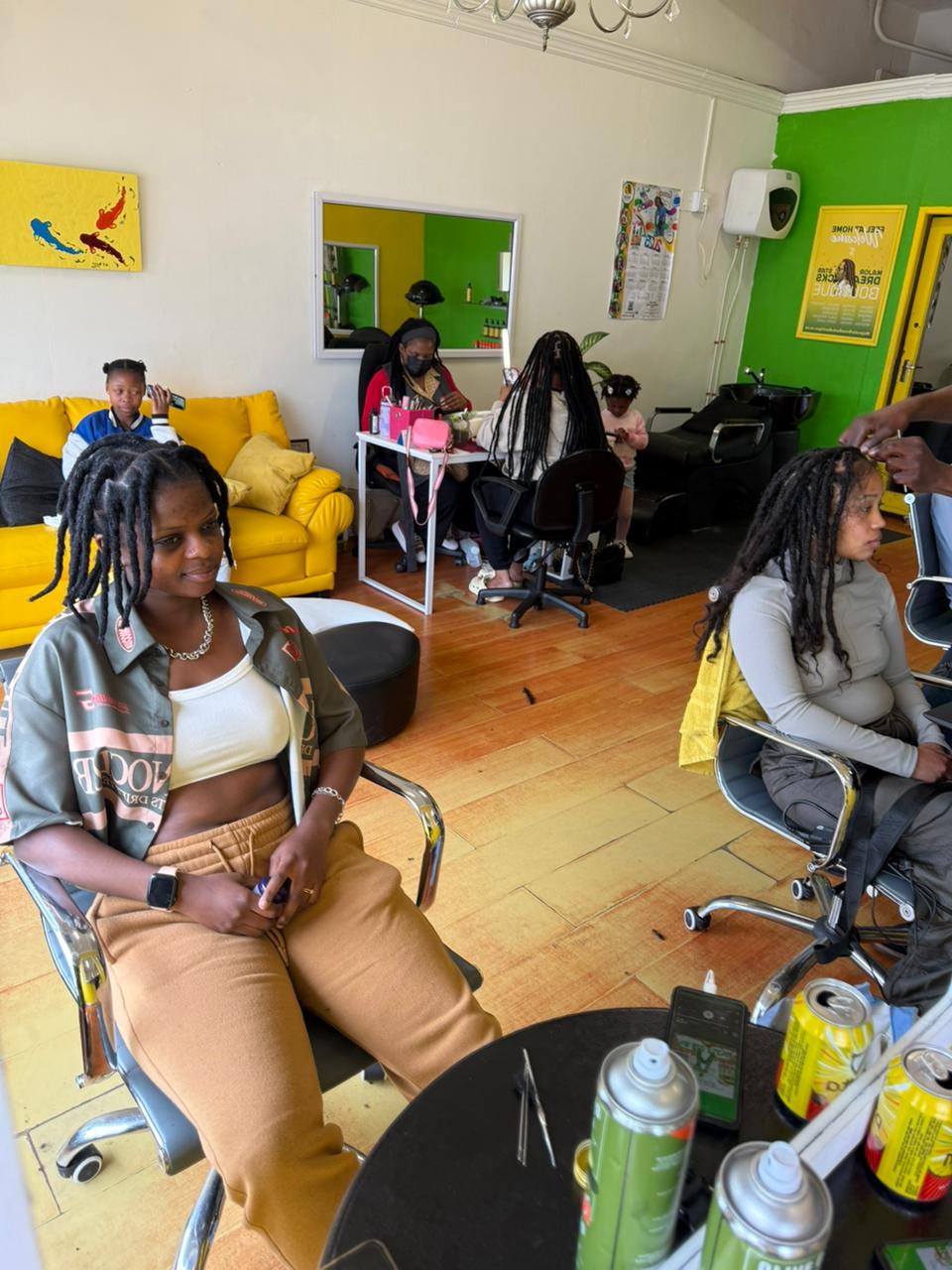 Client with dyed locs